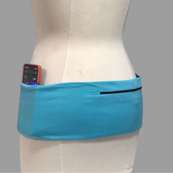 Hips-Sister Left Coast‎ Running Belt, 5” Spandex Hip Band, Pockets, Turquoise - Picture 3 of 8